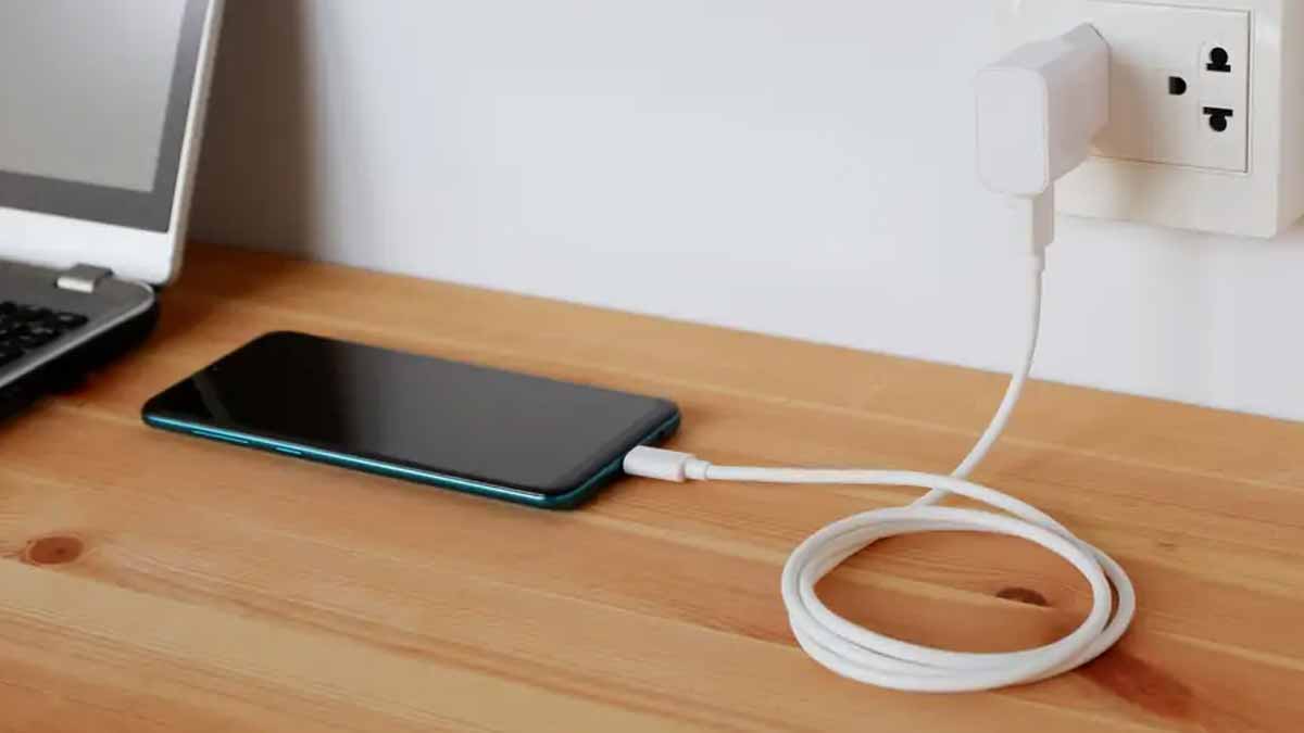 chargeur de téléphone