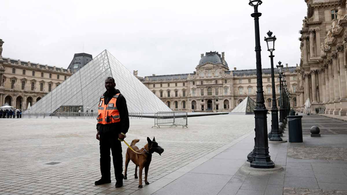 cambriolage au Louvre