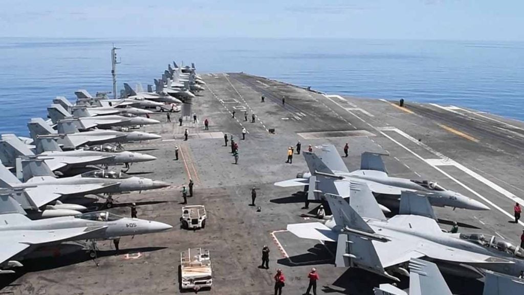 porte-avions USS Nimitz